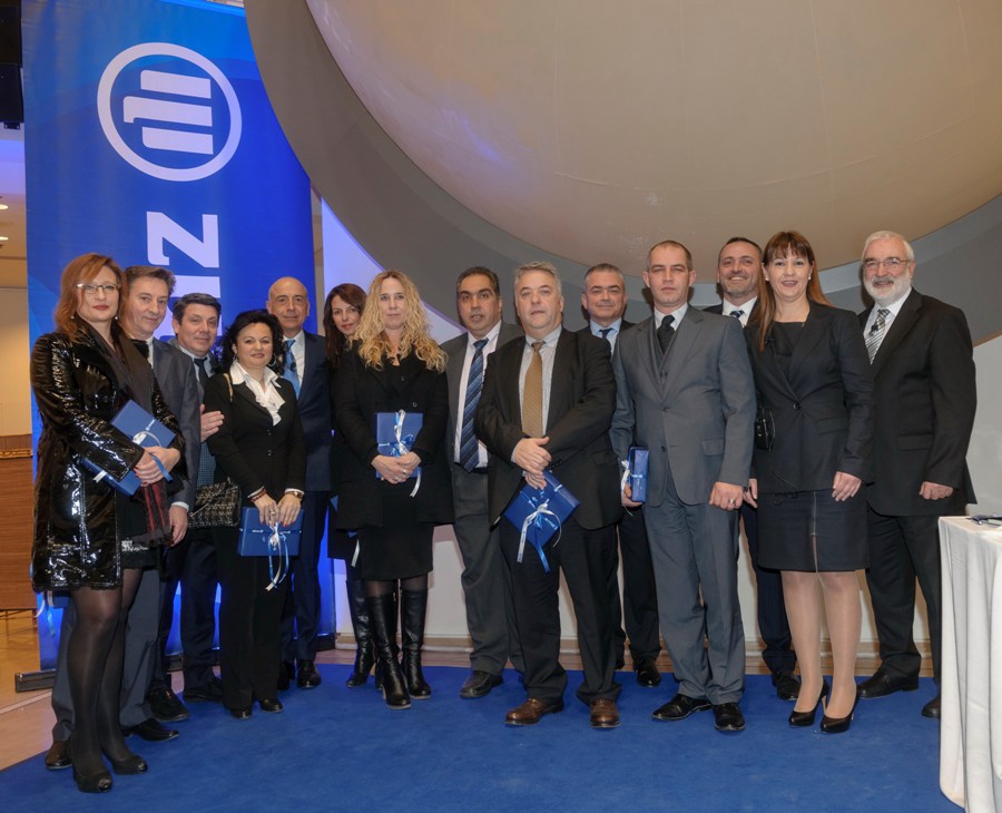 Οι 10 τυχεροί που κέρδισαν από ένα tablet