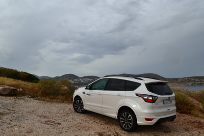 Ford Kuga 15 TDCi - Πίσω