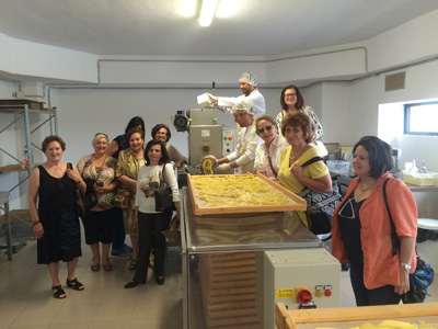 Ο Όμιλος Επιχειρήσεων ΙΝΤΕΡΣΑΛΟΝΙΚΑ  Νοιάζεται και για την υγιεινή φυσική διατροφή σας!