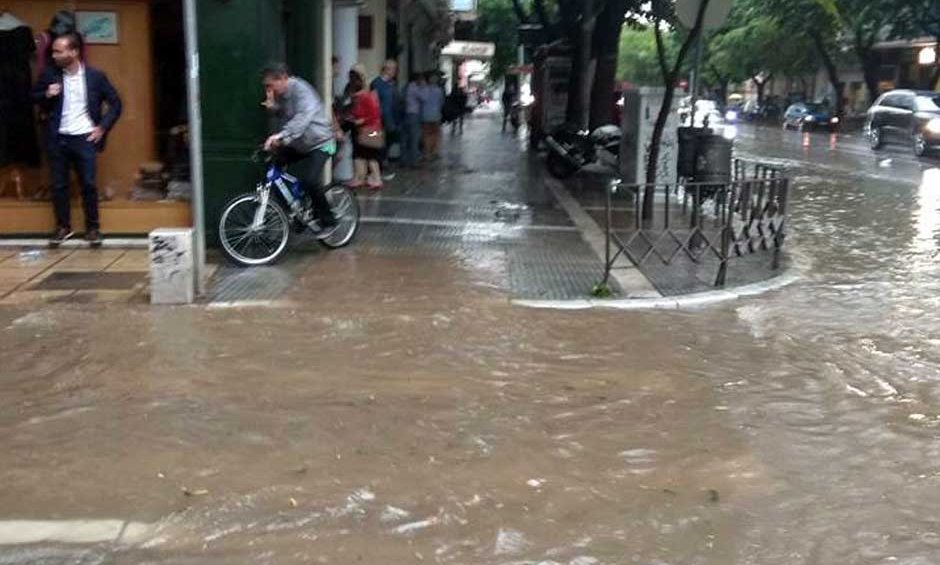 ΘΕΣΣΑΛΟΝΙΚΗ: Ανασφάλιστα τα περισσότερα καταστήματα έναντι πλημμύρας