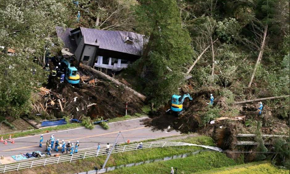 Σεισμός 6,7 Ρίχτερ στην Ιαπωνία! (video)