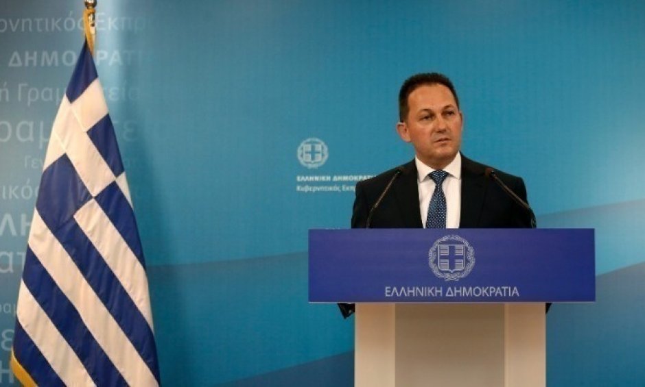 Στέλιος Πέτσας: Δεν υπάρχουν αναφορές για σοβαρούς τραυματισμούς - Σε ετοιμότητα ο κρατικός μηχανισμός