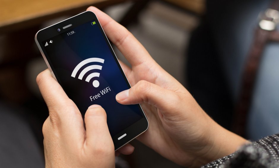 WiFi4EU: πάνω από 1.700 δήμοι πρόκειται να αποκτήσουν σημεία δωρεάν πρόσβασης σε Wi-Fi