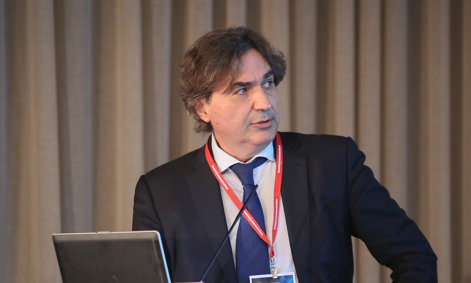 Ο ογκολόγος Ιωάννης Μπουκοβίνας (Βιοκλινική Θεσσαλονίκης) ενημερώνει τι να προσέχουν οι καρκινοπαθείς σε σχέση με τον Covid-19