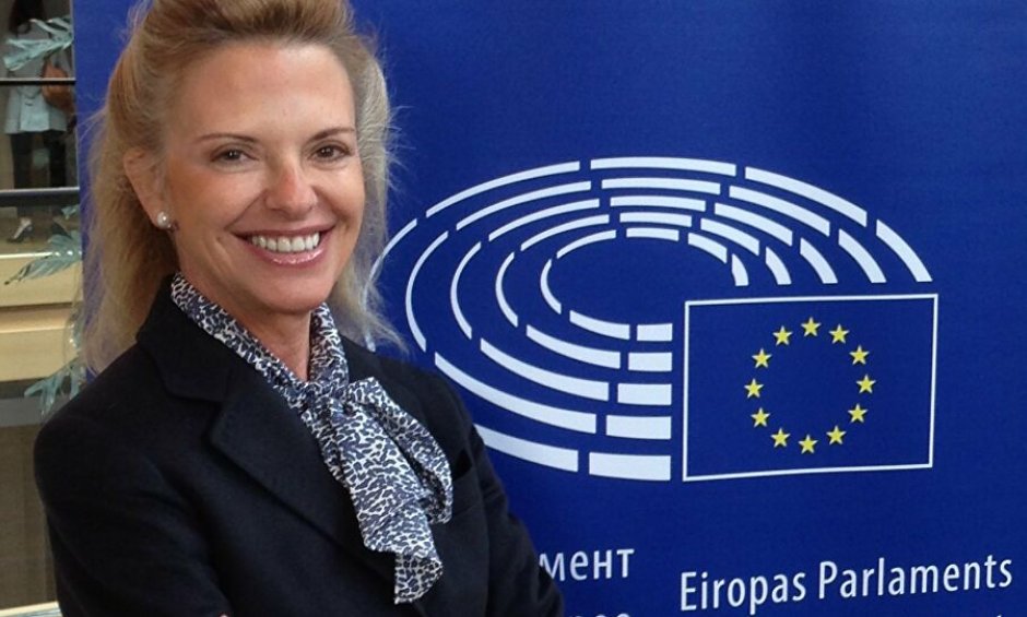 Παρέμβαση Βόζεμπεργκ για τα μέτρα της ΕΕ ενάντια στον COVID-19     