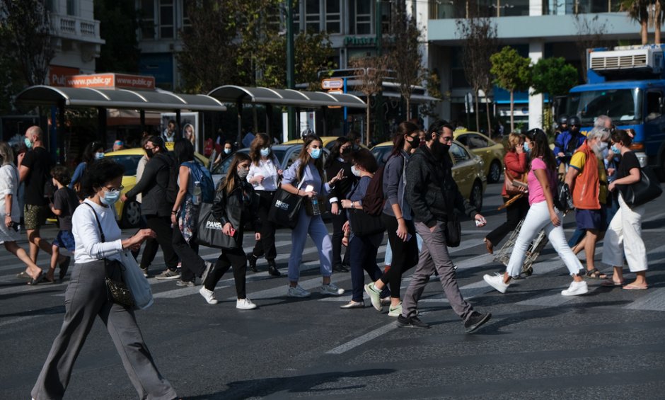 Τι αλλάζει στη ζωή όσων δεν έχουν εμβολιαστεί από τον Σεπτέμβριο;