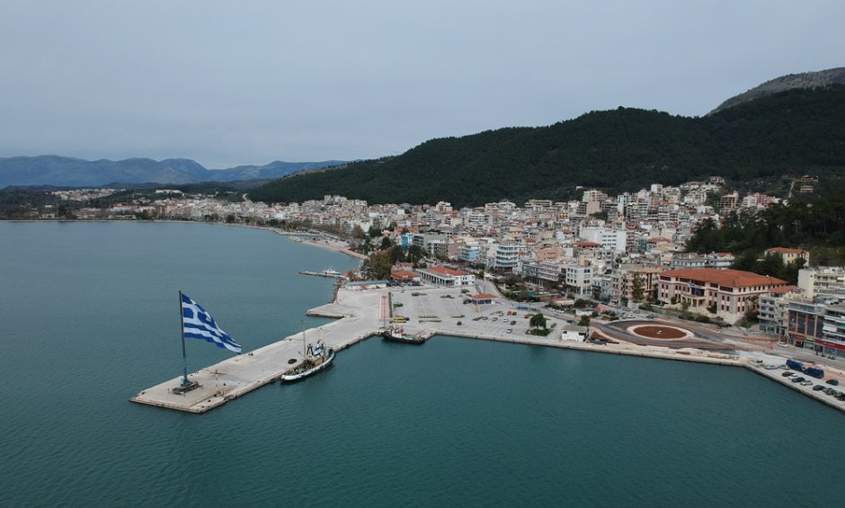 Απελεύθερος: Τα λιμάνια που διεκδικεί η ΕΛΛΑΚΤΩΡ και τα πρώτα έσοδα από Ελληνικό για Lamda