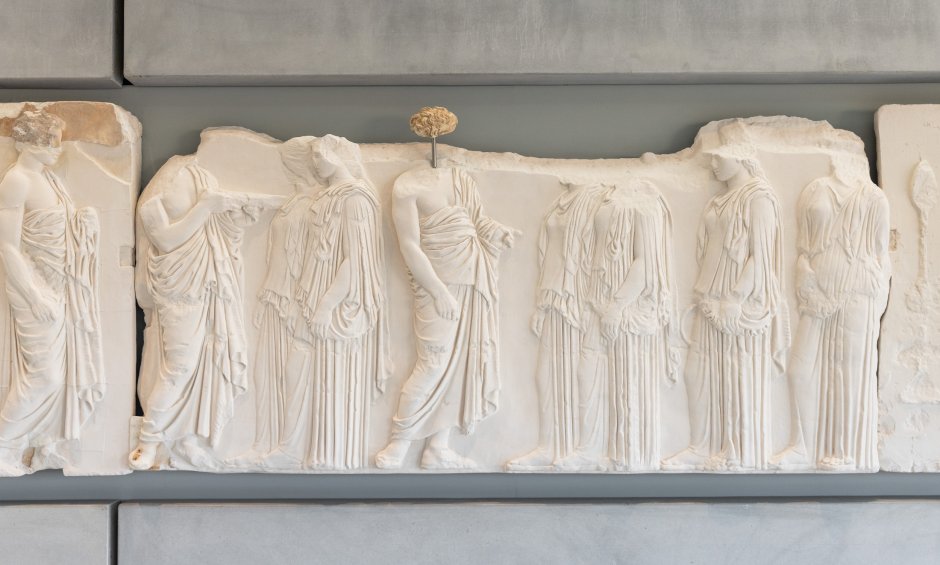 Νέα θραύσματα του Παρθενώνα  στο Μουσείο Ακρόπολης