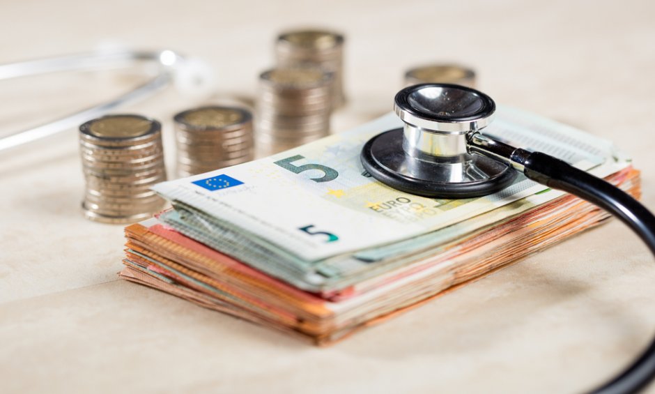 64% χαμηλότερες από τον μέσο ευρωπαϊκό όρο οι κατά κεφαλήν δαπάνες για την υγεία στην Ελλάδα!