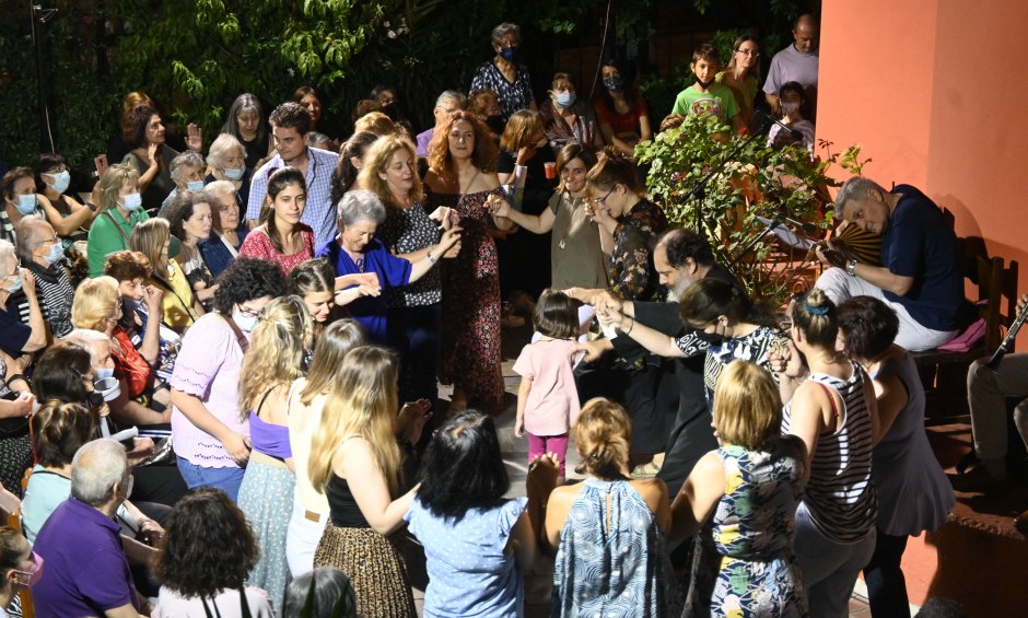 Αραρίσκοντας Ηλίας Προβόπουλος: Ένα πανηγυράκι στην Οσία Ξένη
