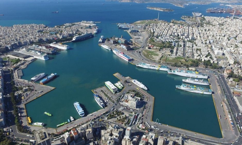 Εποπτεύων Χ.: Το "ξεπούλημα" των ομολόγων, η πώληση του 7% του ΟΛΠ και το "ξαναζέσταμα" του deal στην ΤΕΝΕΡΓΑ