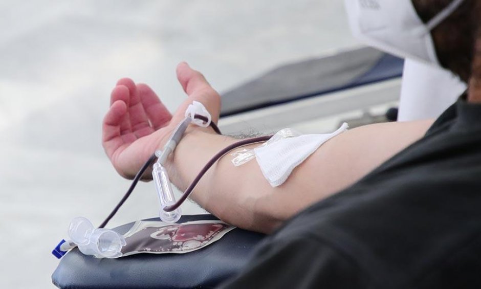 Η Ιατρική Σχολή Αθηνών συμμετέχει στο εθνικό πένθος και καλεί σε εθελοντική αιμοδοσία