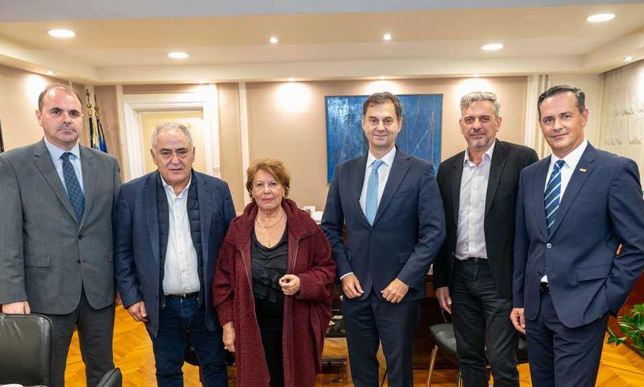 ΕΕΑ με Θεοχάρη για ανασφάλιστα και φορολογική σχέση μεσιτών πρακτόρων (ΦΠΑ)!