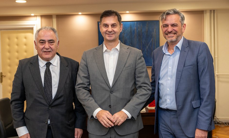 Παράταση 1 μήνα στην προθεσμία εγκατάστασης των POS, μετά από παρέμβαση του Επιμελητηρίου!