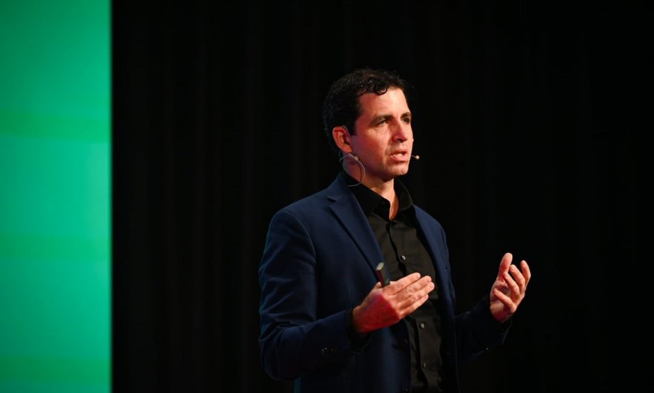 Μανώλης Κέλλης (MIT): Η έρευνα στην υγεία αλλάζει χάρη στην τεχνητή νοημοσύνη!