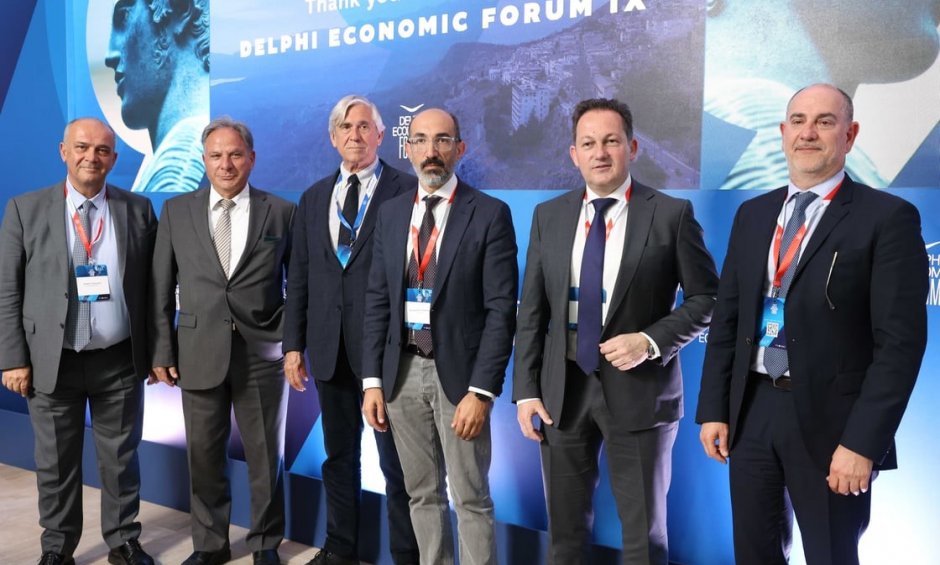 Στέλιος Πέτσας στο Delphi Economic Forum: Να γίνει επέκταση του μέτρου με καθολική υποχρεωτική ασφάλιση της κατοικίας έναντι των κινδύνων της κλιματικής αλλαγής!