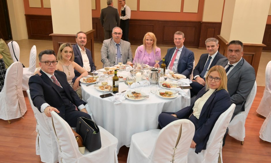 Εθνική Ασφαλιστική: Βραδιά Βραβεύσεων στη Βέροια για την Διεύθυνση της Ανθής Ξηρού!
