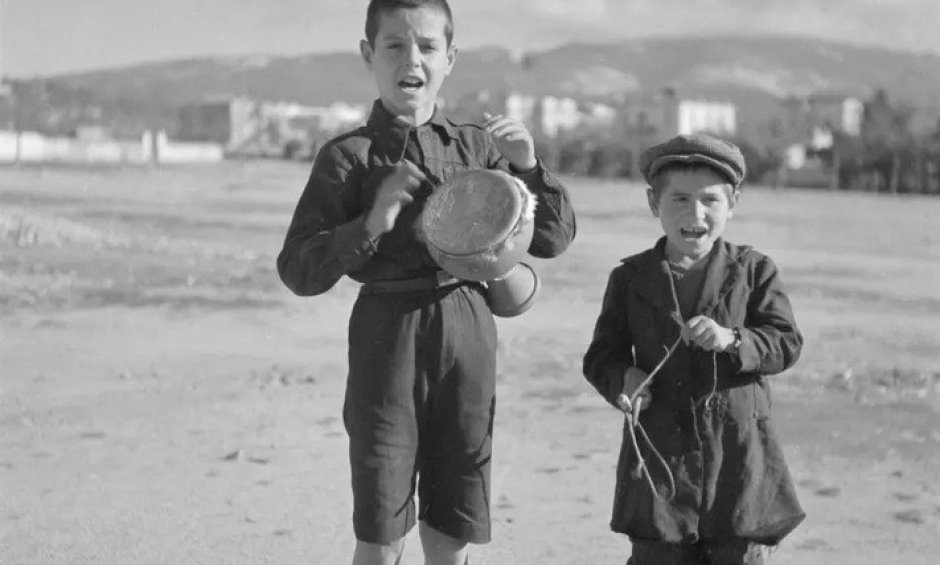 Να τα πούμε; Χριστουγεννιάτικα κάλαντα από όλη την Ελλάδα! (βίντεο)