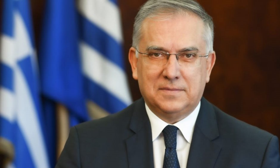 Η τροπολογία Θεοδωρικάκου για τις αυξήσεις στα ασφάλιστρα υγείας!