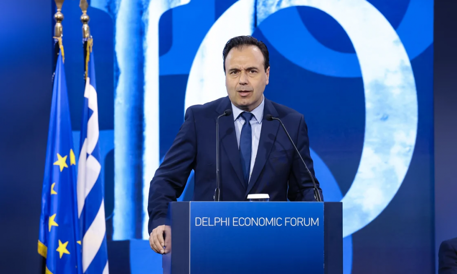 Παπαστεργίου: Έρχεται το «Kid Wallet» για τους γονείς