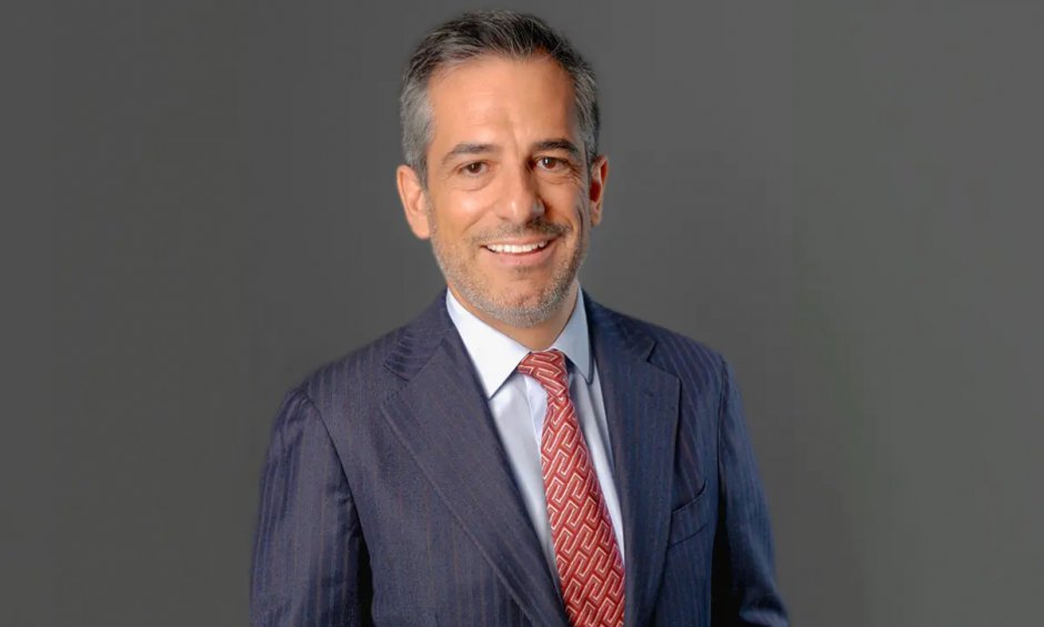 Στην Helvetia Insurance o Ρομπέρ Γκοσί 