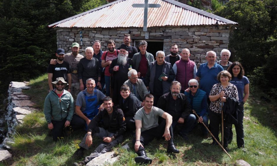 Ηλίας Προβόπουλος: Δυο πανηγυράκια σε έρημα χωριά