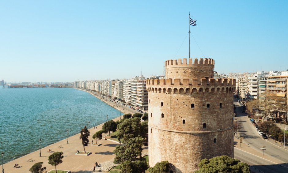 Θεσσαλονίκη: Άγνωστοι βανδάλισαν τον Λευκό Πύργο