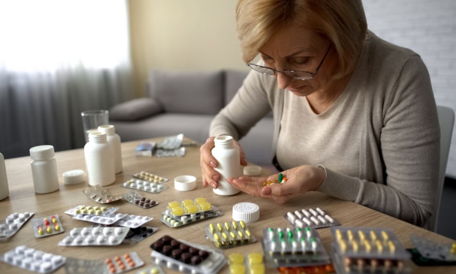 Αποκαλυπτική έρευνα για την υπερκατανάλωση αντιβιοτικών: 1 στους 4 τα προμηθεύεται, χωρίς να επισκεφθεί γιατρό