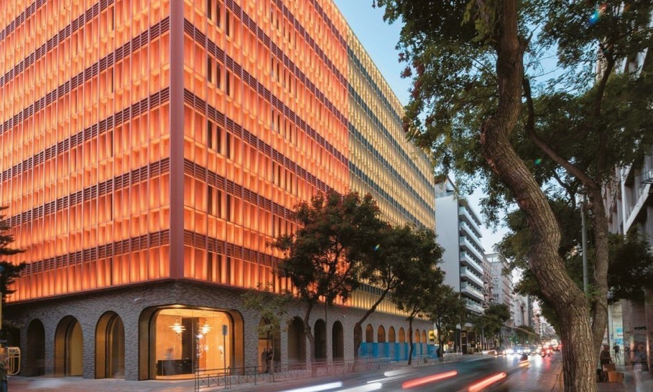 Η χρονιά του «Αλόγου» και ο πολιτικός κίνδυνος, οι «ρωσόφιλοι» αριστεροί και δεξιοί μαζί στα μπλόκα, ρωσικός δάκτυλος και στην Βουλγαρία, ιστορικό το 2025 για τις ευρωπαϊκές αγορές, έπεσαν οι υπογραφές για την Εγνατία, στην Alpha περνά το Μινιόν