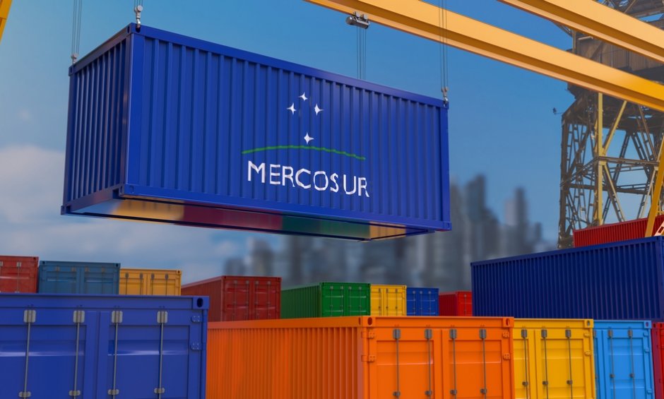 Mercosur: «Θάνατος» ή ευκαιρία; το φιλόδοξο σχέδιο Ελλάδος-Σαουδικής Αραβίας, το deal των 100 εκατ. Πειραιώς-ΕΤΕπ στην άμυνα, «μαγνήτης» κεφαλαίων τα Αμοιβαία