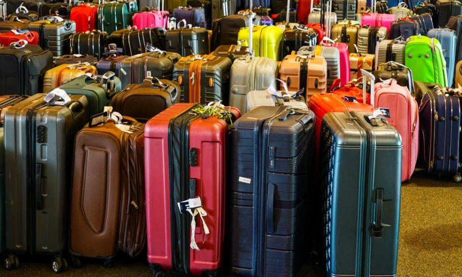 Ταξιδιωτικές ασφαλίσεις. Χάθηκαν 2.000 αποσκευές επιβατών λόγω του black-out στο FIR Αθηνών!