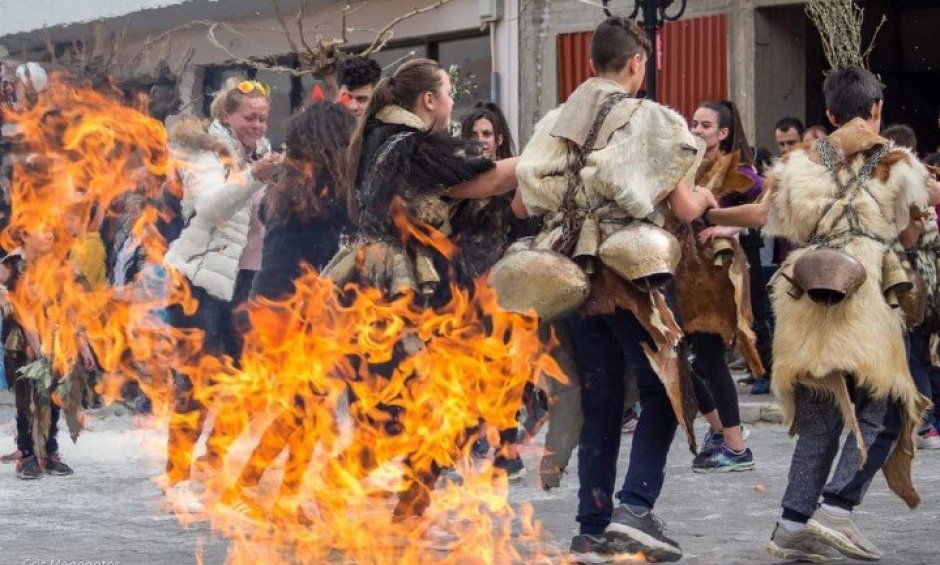 Καθαρή Δευτέρα στο Δίστομο με τους Κουδουναραίους