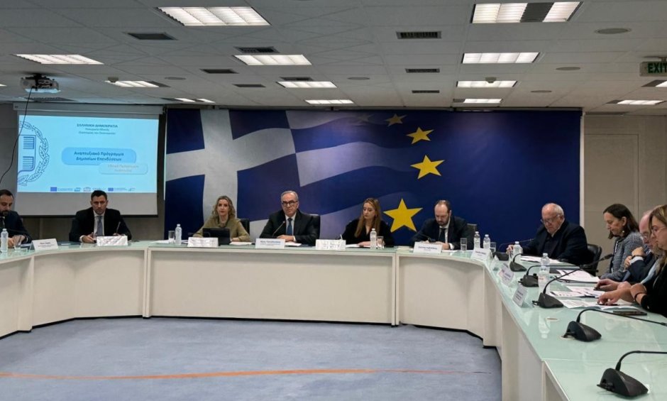 Νίκος Παπαθανάσης: Θέλουμε να μην χαθεί ούτε ένα ευρώ και οι ευρωπαϊκοί και εθνικοί πόροι να συνεχίζουν να φτάνουν στην κοινωνία και την οικονομία