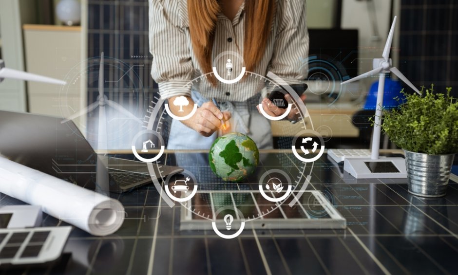 Ξεκινούν οι αιτήσεις για το νέο πρόγραμμα ενίσχυσης νέας επιχειρηματικότητας 18–29 ετών με επιχορήγηση 17.500€ - Έμφαση στις γυναίκες και στην ψηφιακή & πράσινη οικονομία