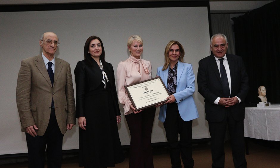 Ε.Ε.Α.: Μία ξεχωριστή εκδήλωση ευαισθητοποίησης για τον καρκίνο του μαστού με κεντρική ομιλήτρια τη Νατάσα Παζαΐτη