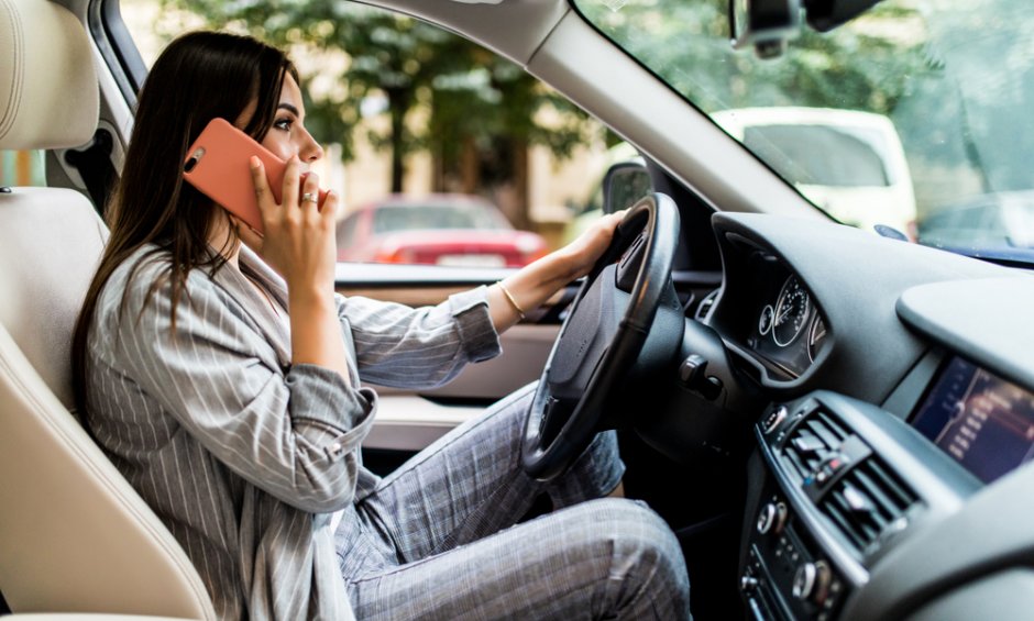 Ένας στους έξι οδηγούς παραβιάζει τον ΚΟΚ