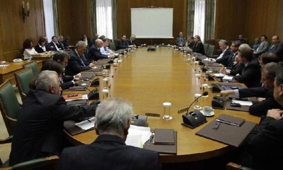 Επισπεύδεται το δημοψήφισμα