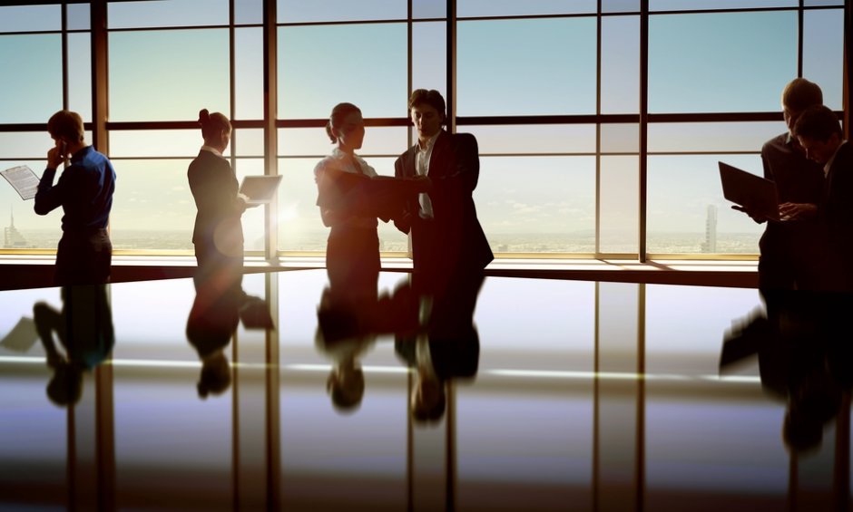 ΕΥ: Κορυφαία προτεραιότητα η διαχείριση των φορολογικών κινδύνων για τις επιχειρήσεις