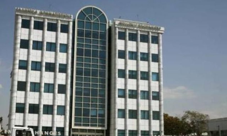 Βουτιά στο ΧΑ, άνοδος του spread