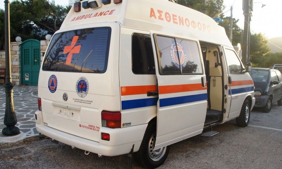 INTERAMERICAN: Δωρεά ασθενοφόρου οχήματος στην Ελληνική Ομάδα Διάσωσης, στην Πάρο