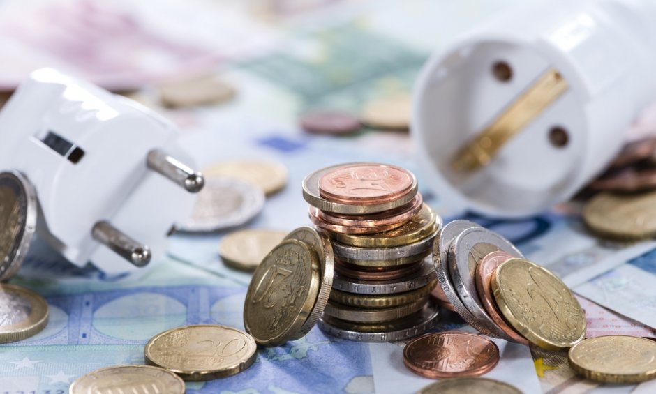 Εκπίπτει η ταμειακή εξόφληση λογαριασμών ΔΕΚΟ άνω των 500€!