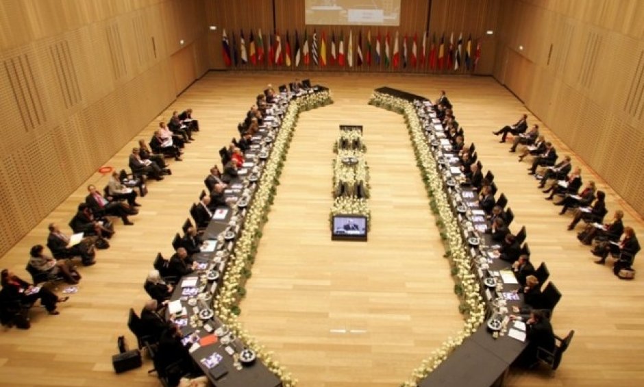 Αυστηρές κυρώσεις στα κράτη μέλη 