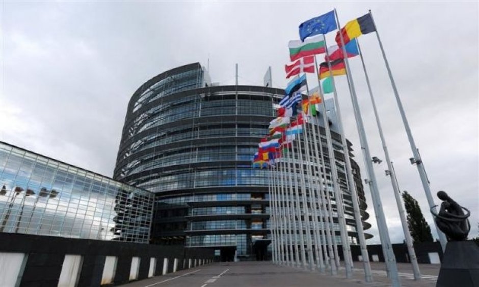 ΕΑΕΕ: Αναβολή της IDD μέχρι τον Οκτώβριο αποφάσισε το Ευρωπαϊκό Κοινοβούλιο!