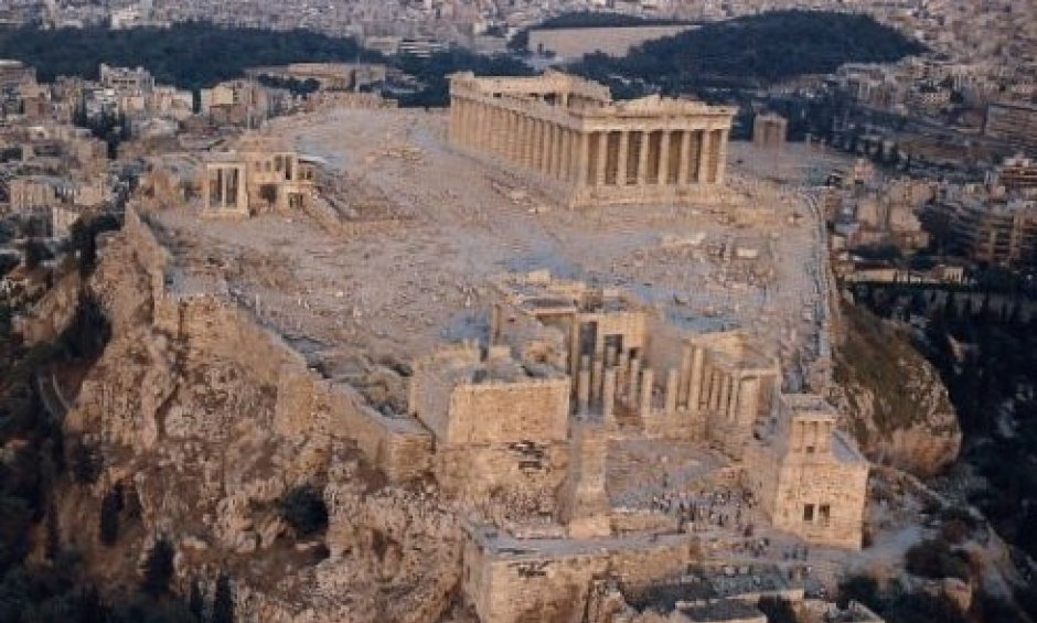 Πτώση εσόδων κατά 3,6% και μέσης πληρότητας κατά 1,2% στα Ξενοδοχεία Αττική