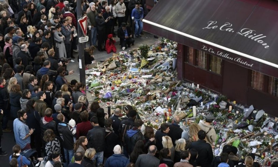Από ειδικό ταμείο ασφάλισης κατά της τρομοκρατίας οι αποζημιώσεις στα θύματα του Παρισιού