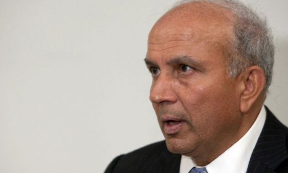 Prem Watsa προς επενδυτές: Αξίζει να προσέξετε την Ελλάδα