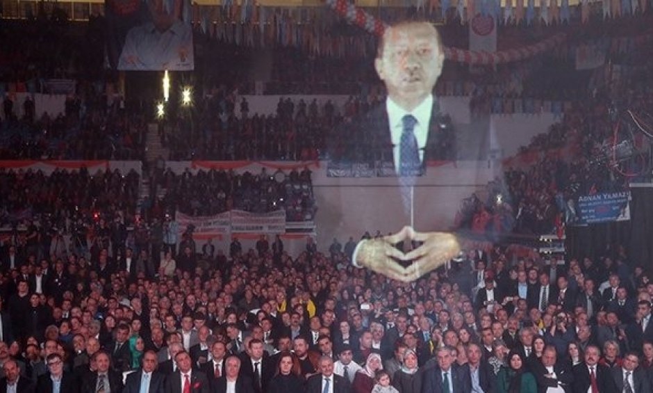 Σε ολόγραμμα εμφανίστηκε ο Ερντογάν σε συνέδριο στη Σμύρνη