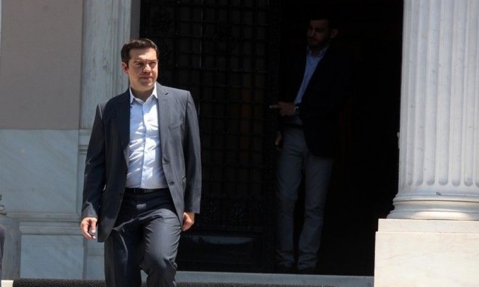 Καταργείται το αφορολόγητο των βουλευτών. Ψαλίδι στις αποζημιώσεις υπουργών και διοικητών!