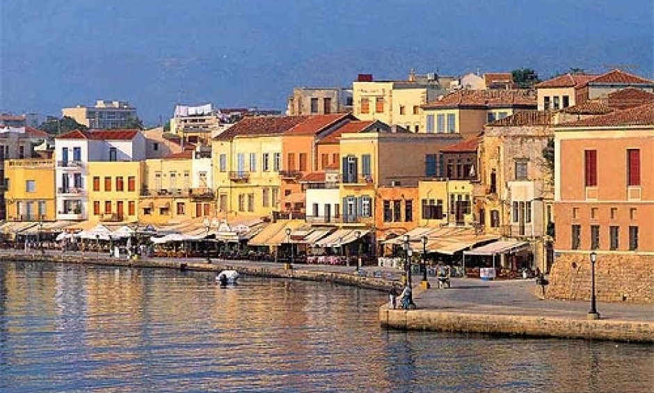 Από Χανιά προς ασφαλιστικές σχόλια και προτροπές