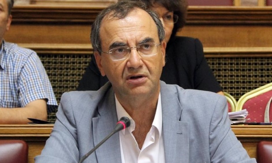 Για την αποκατάσταση των απωλειών στις συντάξεις και στα ασφαλιστικά δικαιώματα δεσμεύτηκε ο Δ. Στρατούλης